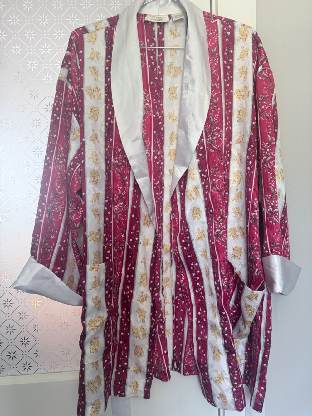 Vintage Victoria’s Secret Gold Label Cherub Red and Cream Striped Lounge Robe ML